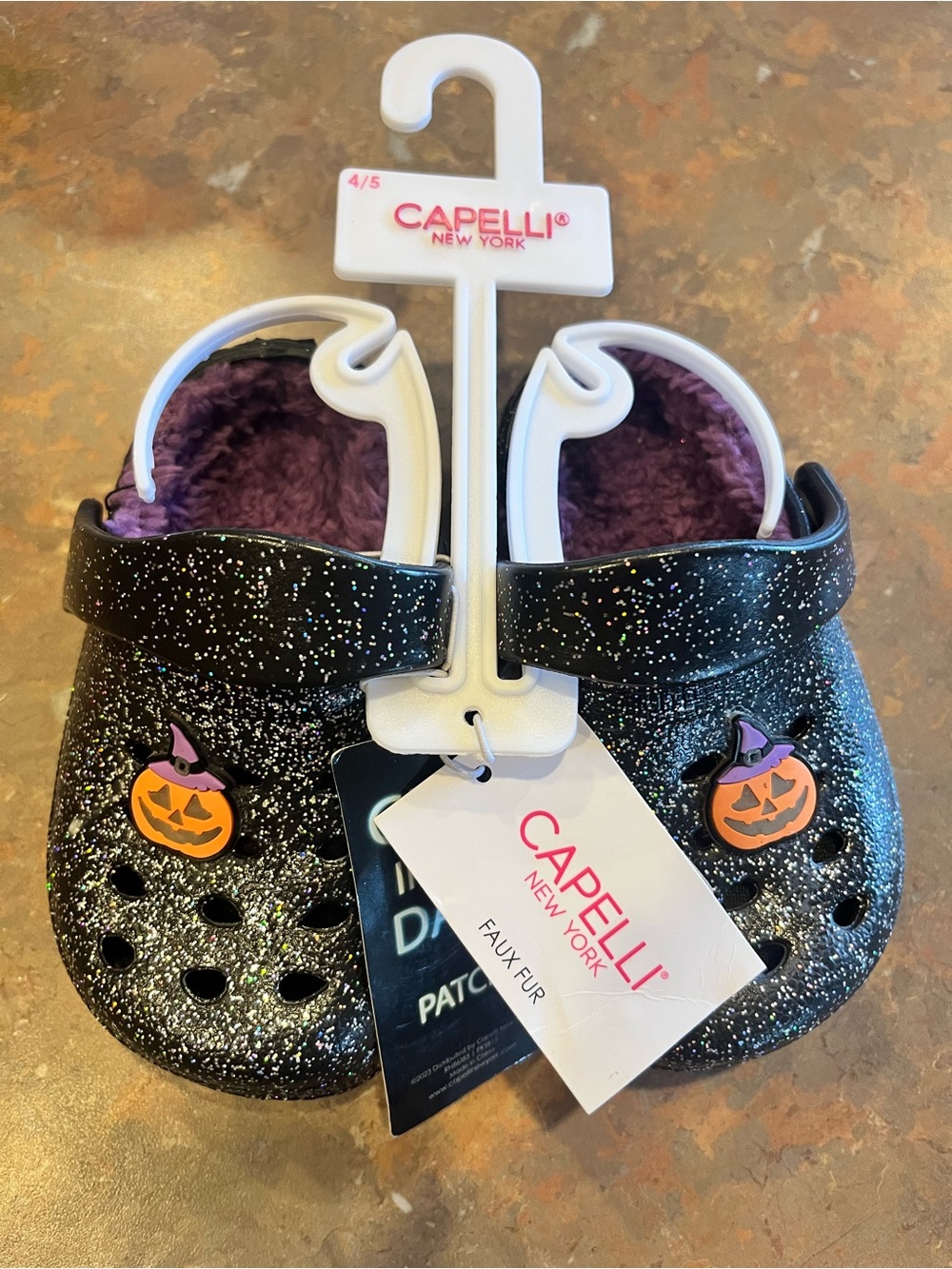 Capelli Kids Black Glitter Clog with Purple Faux Fur - Halloween size 4/5.
